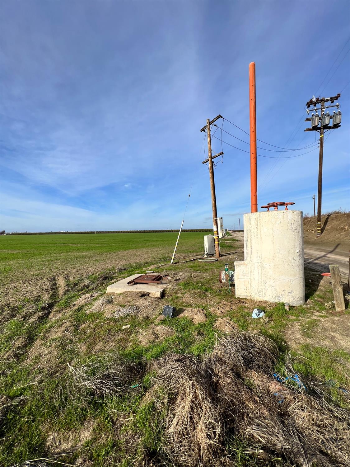 0 Wasco Avenue Wasco, CA 93280 - Photo 4 of 6 a view of a city with an ocean