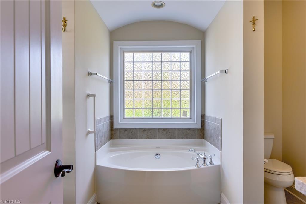 1430 Downington Road Clemmons, NC 27012 - Photo 17 of 29 Gallery Image 17