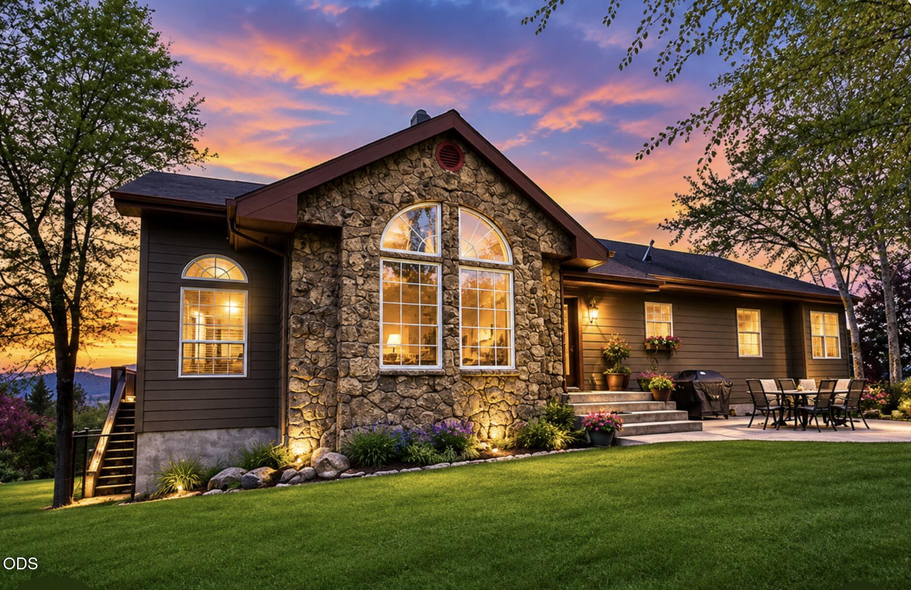 13351 Crystal Springs Road Klamath Falls, OR 97603 - Photo 1 of 52 Gallery Image 1