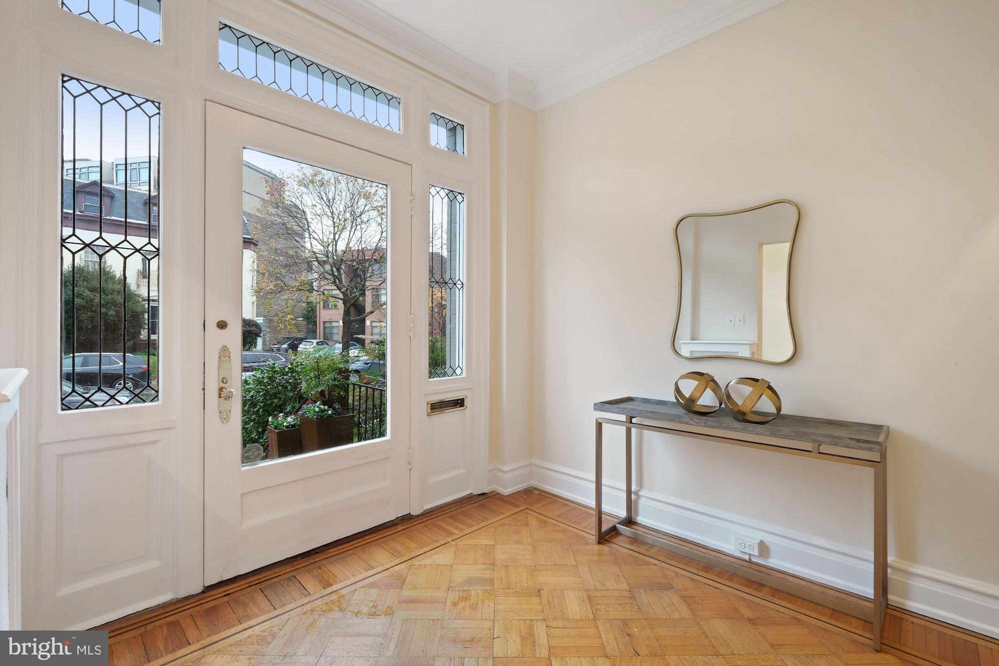 2622 Garfield Street Northwest Washington, DC 20008 - Photo 3 of 42