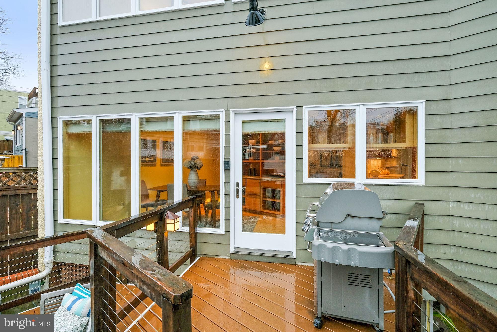 2622 Garfield Street Northwest Washington, DC 20008 - Photo 37 of 42