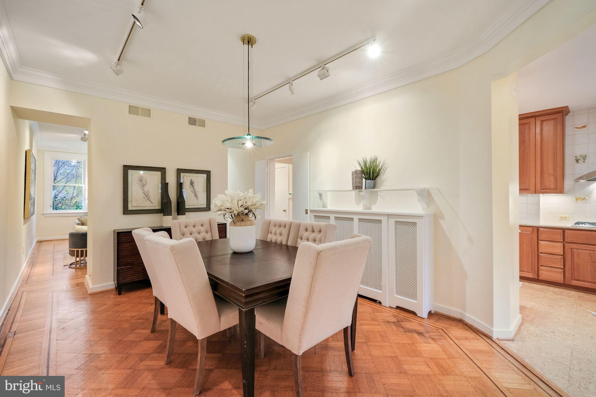 2622 Garfield Street Northwest Washington, DC 20008 - Photo 7 of 42