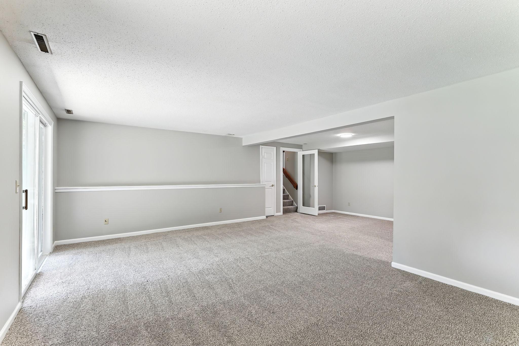 9188 Neill Lake Road Eden Prairie, MN 55347 - Photo 29 of 37 Gallery Image 29