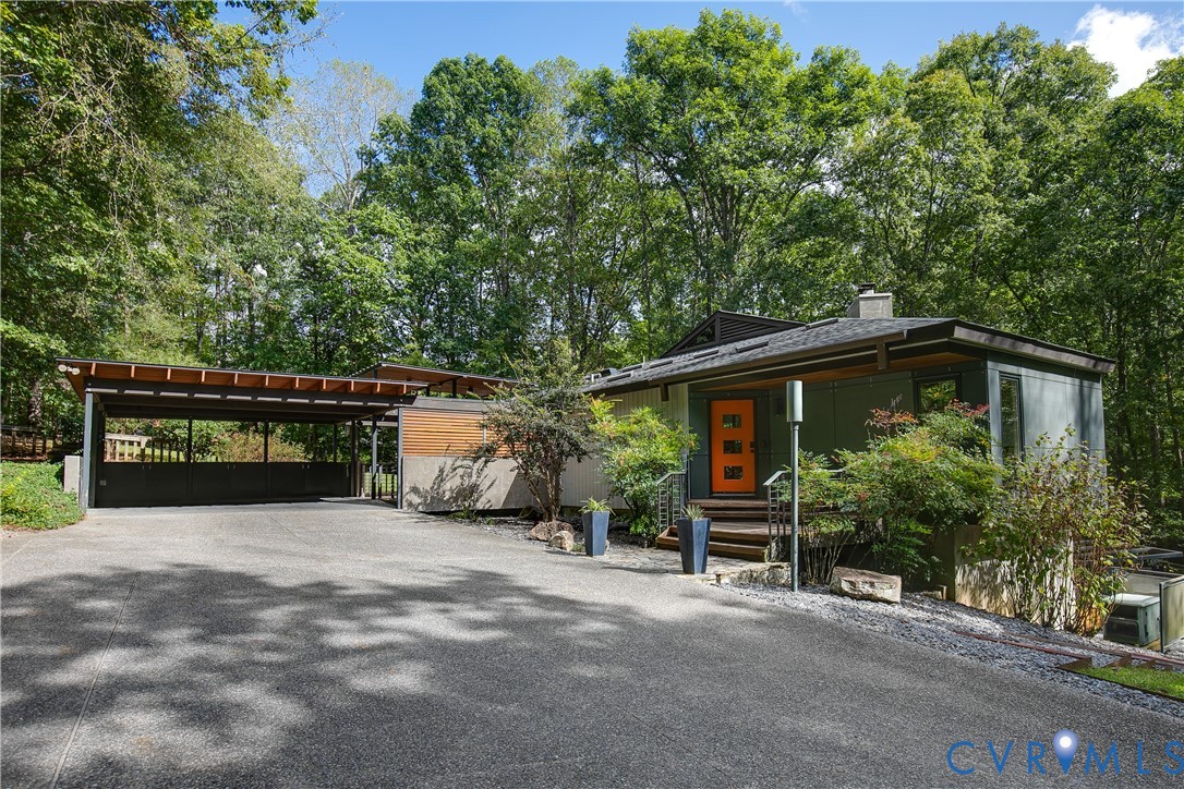 380 Flag Station Road Henrico, VA 23238 - Photo 2 of 70 a front view of a house with a yard