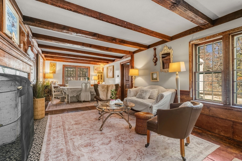 561 Circuit Street Hanover, MA 02339 - Photo 15 of 35