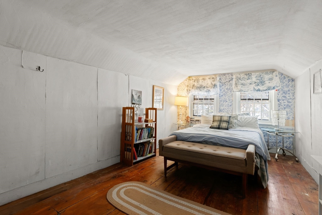 561 Circuit Street Hanover, MA 02339 - Photo 26 of 35