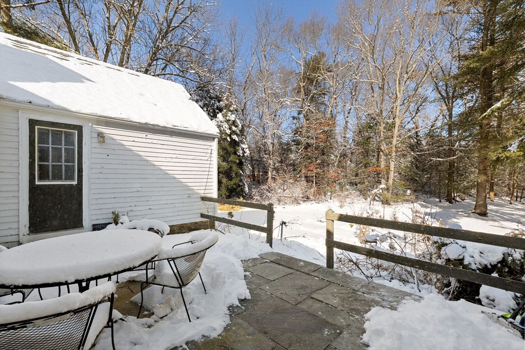 561 Circuit Street Hanover, MA 02339 - Photo 27 of 35