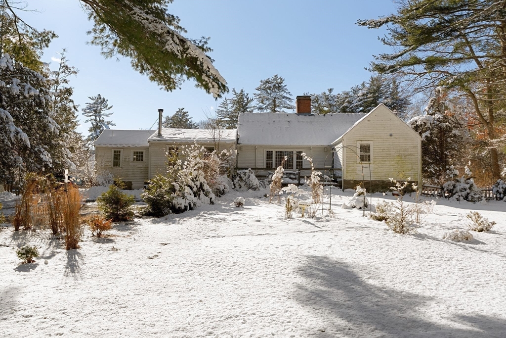 561 Circuit Street Hanover, MA 02339 - Photo 32 of 35