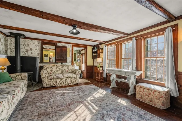 $575,000 | 561 Circuit Street, Hanover, MA 02339