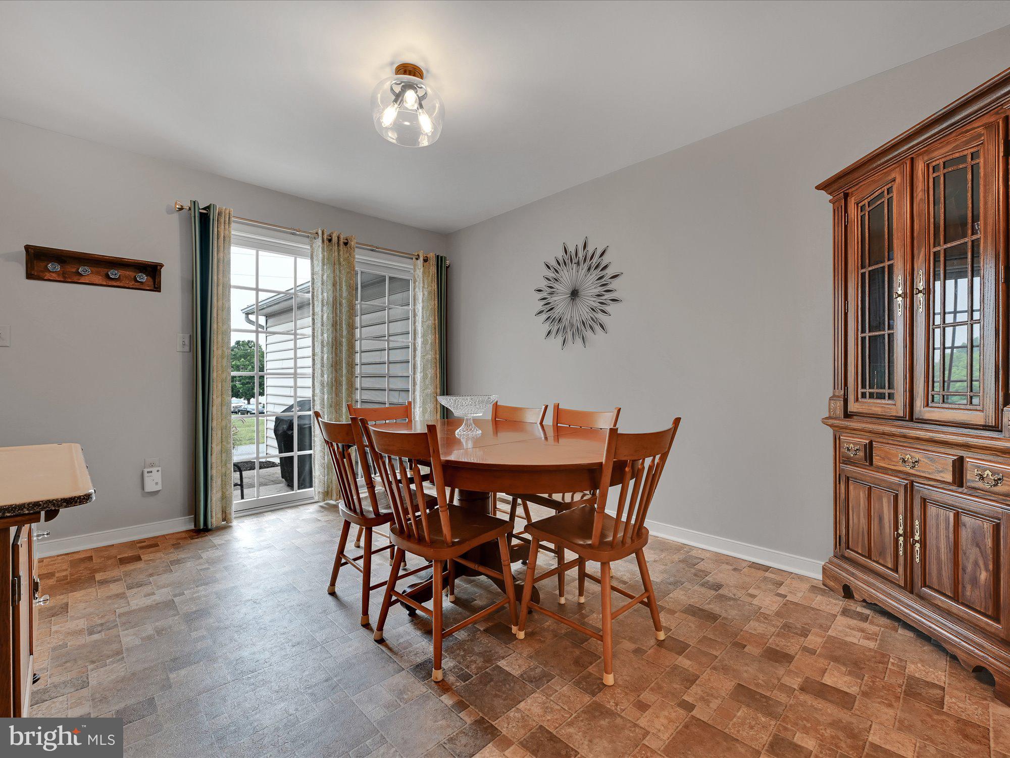 634 Chickadee Drive Lititz, PA 17543 - Photo 8 of 27