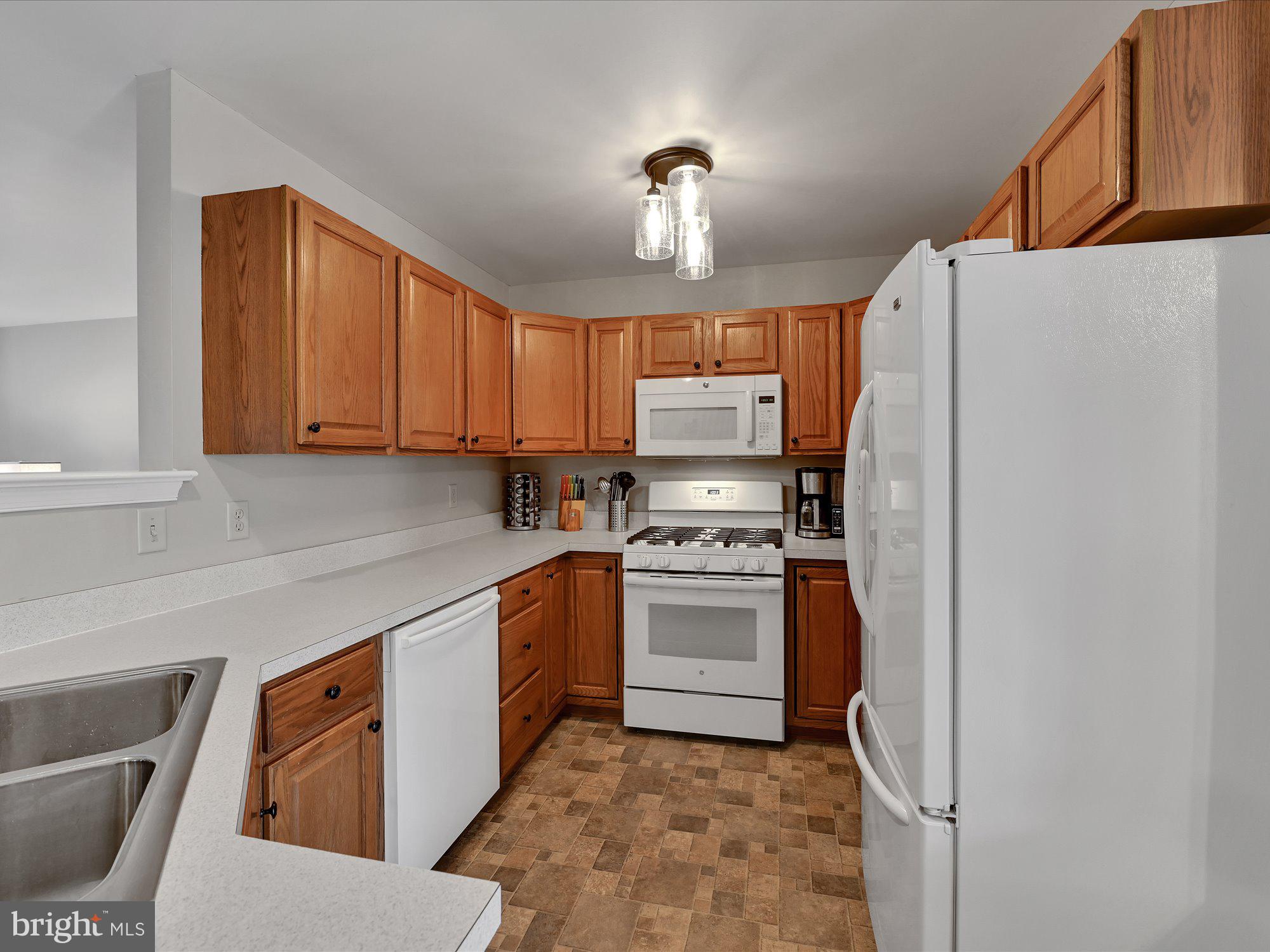 634 Chickadee Drive Lititz, PA 17543 - Photo 9 of 27