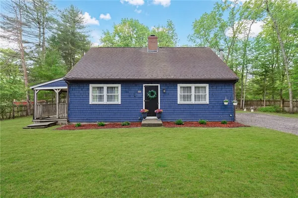 $589,000 | 1187 South Precinct Street, Taunton, MA 02718