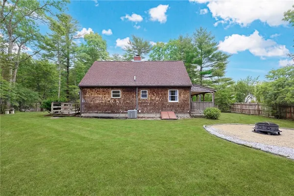 $589,000 | 1187 South Precinct Street, Taunton, MA 02718