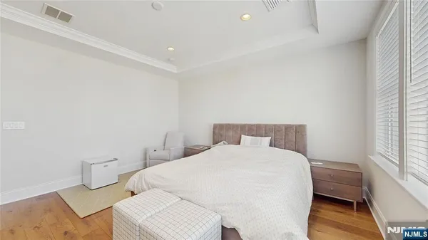 $1,295,000 | 7 St Andrews Circle, River Vale, NJ 07675