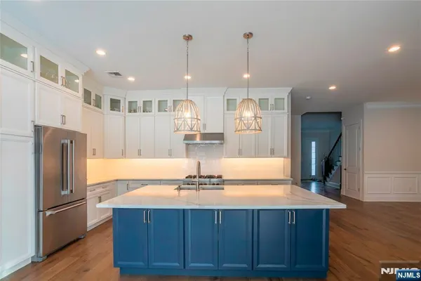 $1,295,000 | 7 St Andrews Circle, River Vale, NJ 07675