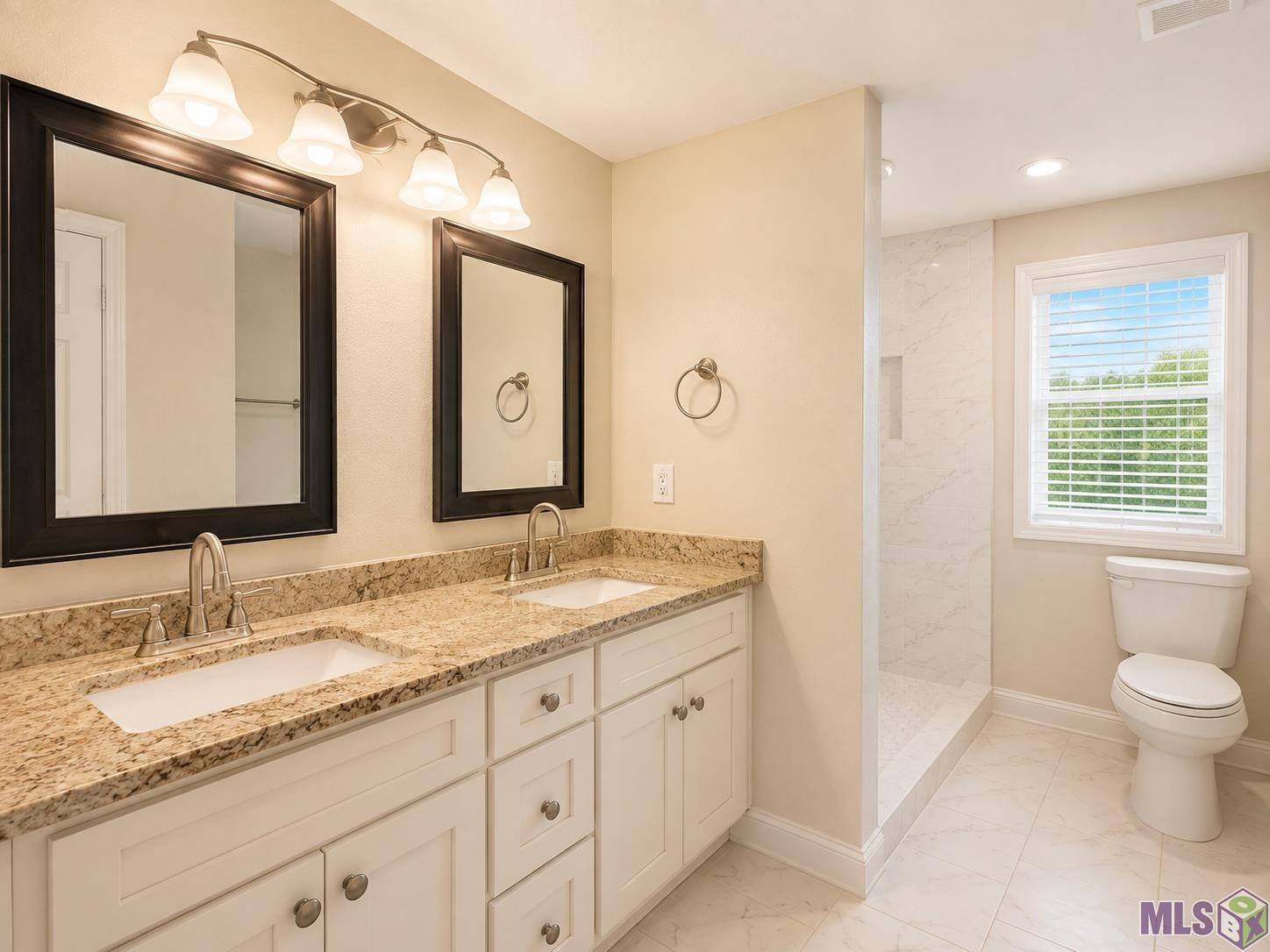 215 North River Road Denham Springs, LA 70726 - Photo 10 of 18 Gallery Image 10