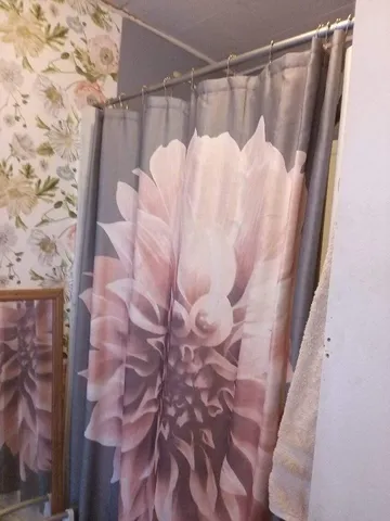 $75,000 | 34-36 Elm Street, Guilford, ME 04443