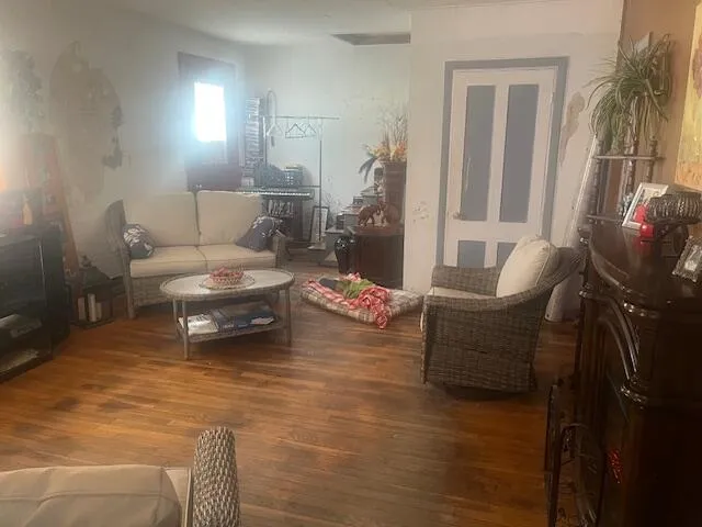 $75,000 | 34-36 Elm Street, Guilford, ME 04443