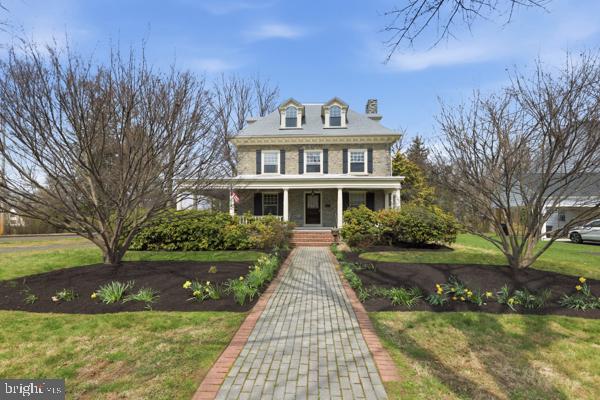 108 West Gillam Ave  