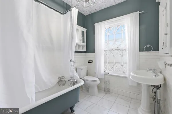 $889,000 | 108 West Gillam Avenue, Langhorne, PA 19047