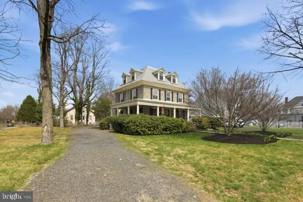 $889,000 | 108 West Gillam Avenue, Langhorne, PA 19047