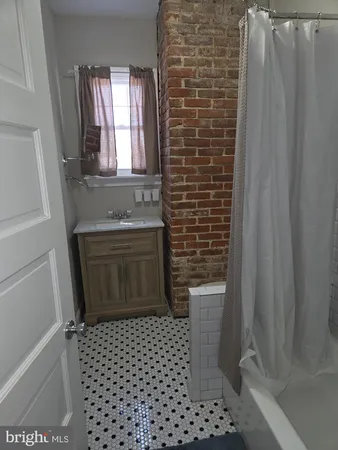 $889,000 | 108 West Gillam Avenue, Langhorne, PA 19047