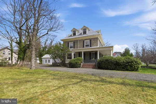 $889,000 | 108 West Gillam Avenue, Langhorne, PA 19047