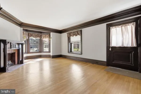 $889,000 | 108 West Gillam Avenue, Langhorne, PA 19047