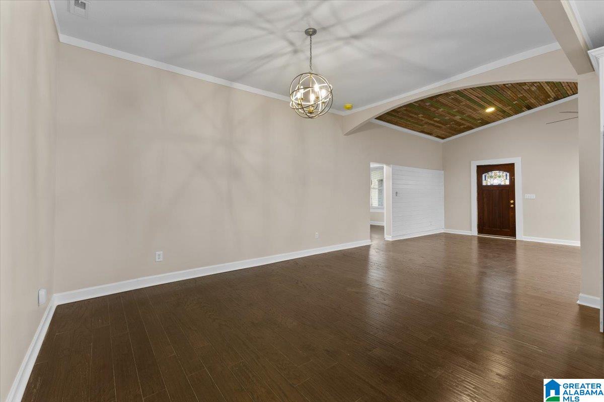 301 Adams Avenue East Oneonta, AL 35121 - Photo 16 of 26