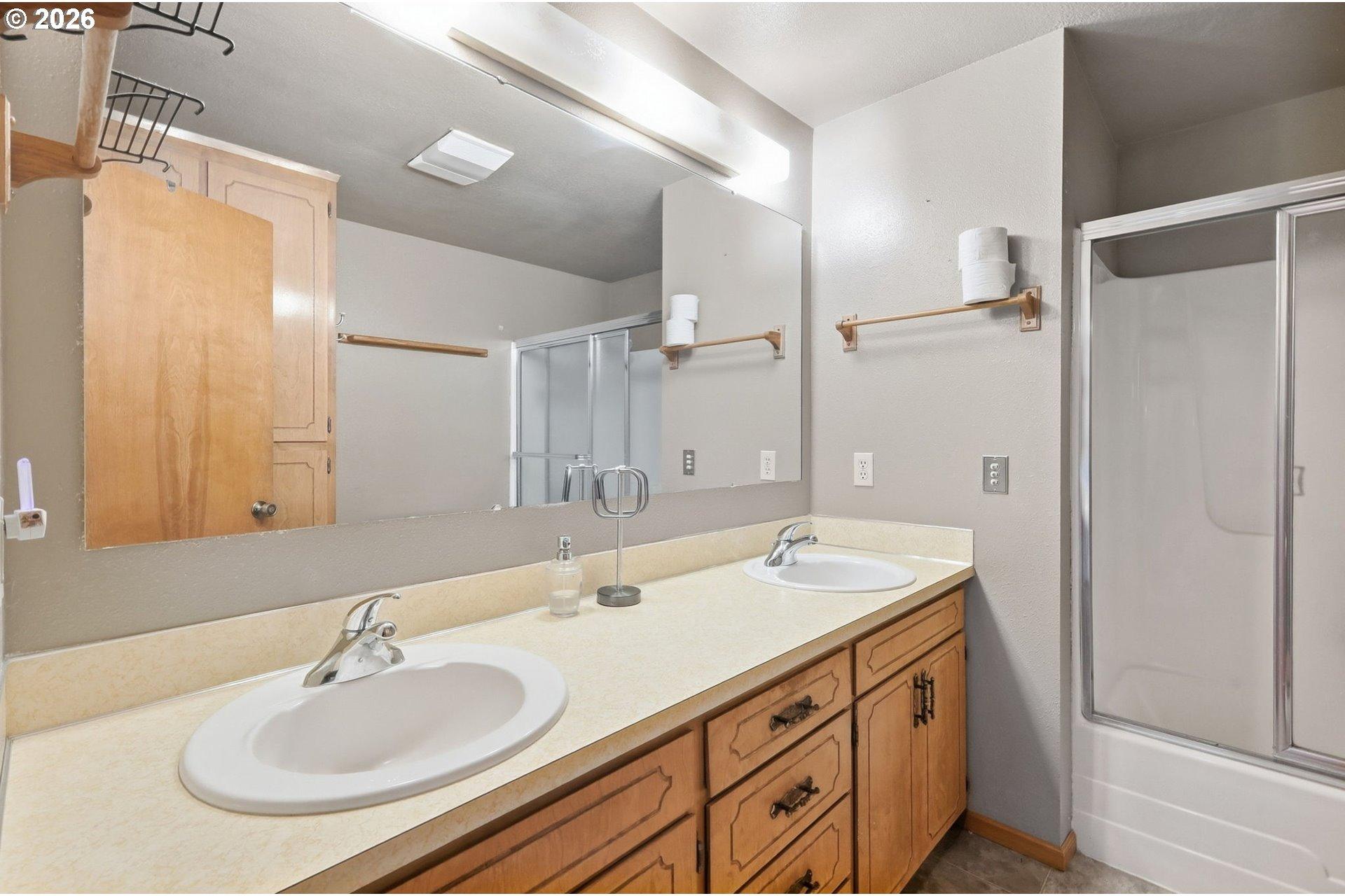 24153 Vaughn Road Veneta, OR 97487 - Photo 18 of 46 Gallery Image 18
