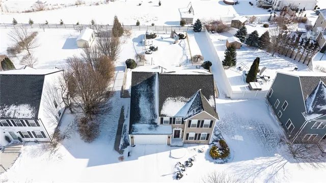 $469,900 | 1849 Saddle Horn Drive, Canandaigua Town, NY 14424