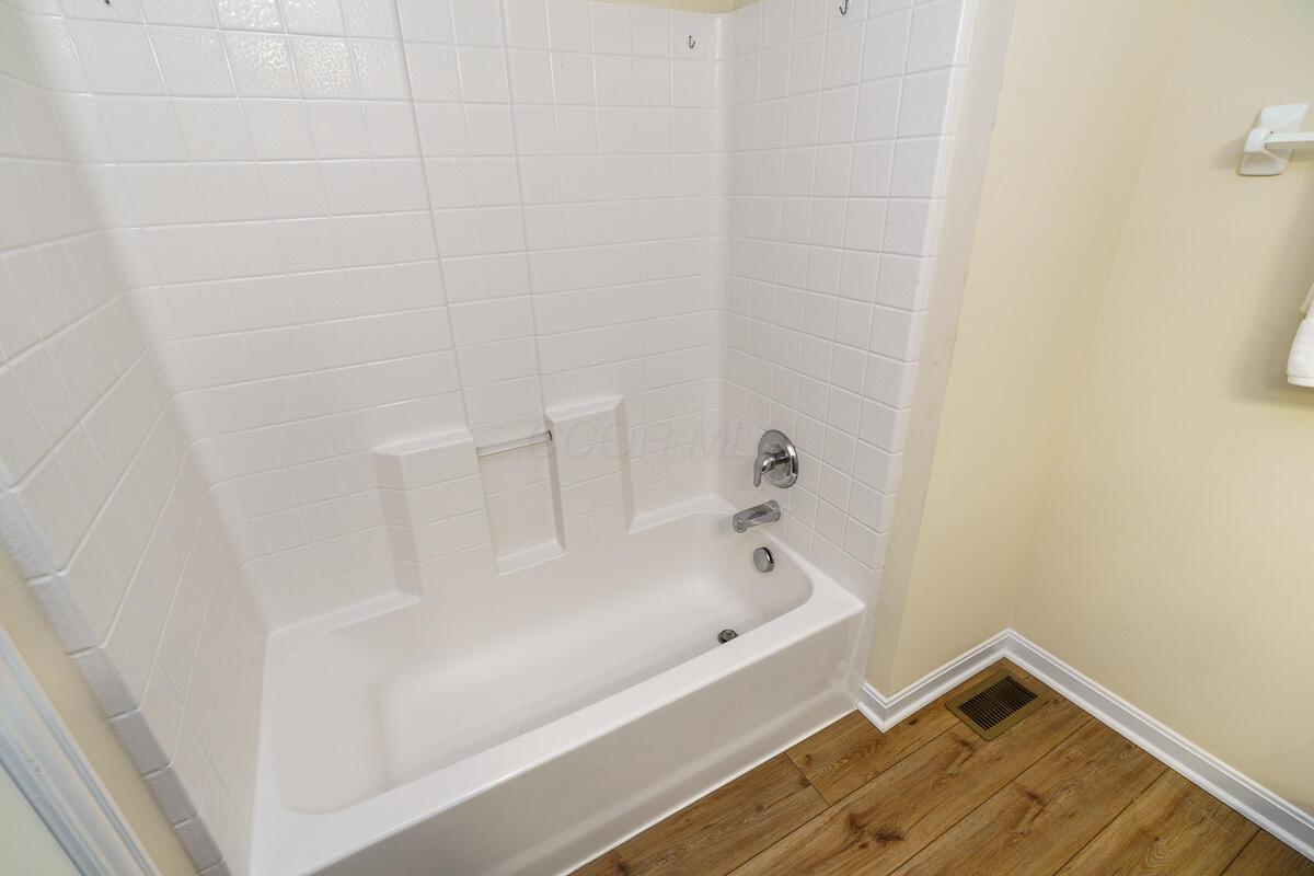 5851 Myrick Road Dublin, OH 43016 - Photo 29 of 37 full bath 2 2