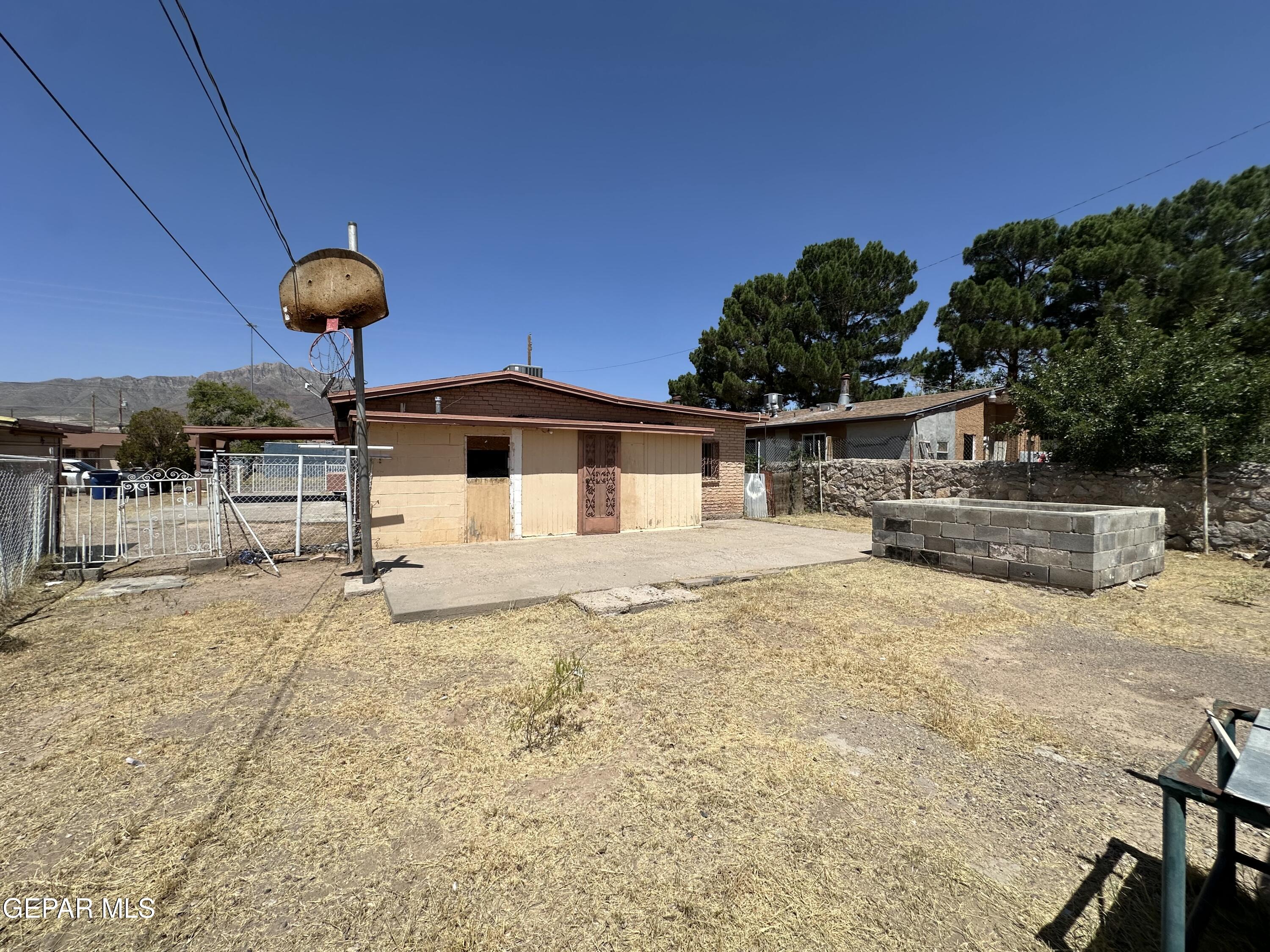 8920 Kenneth Street El Paso, TX 79904 - Photo 10 of 21 IMG_4667