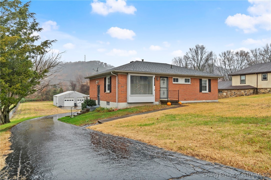 5307 Grant Line Road New Albany, IN 47150 - Photo 1 of 44 Gallery Image 1