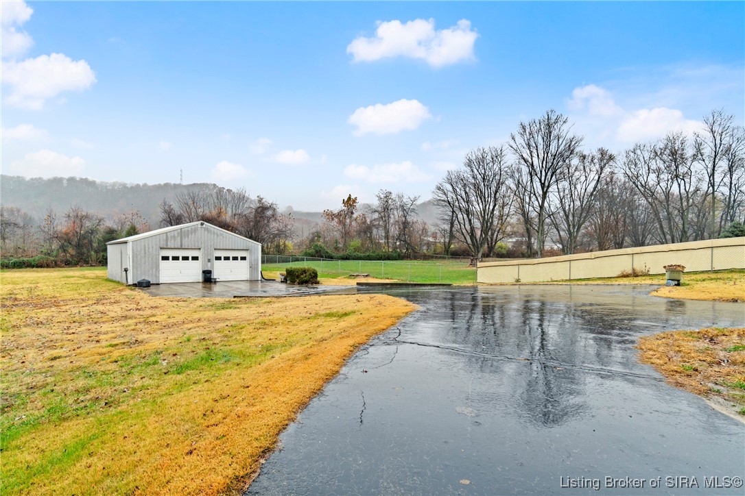 5307 Grant Line Road New Albany, IN 47150 - Photo 5 of 44 Gallery Image 5