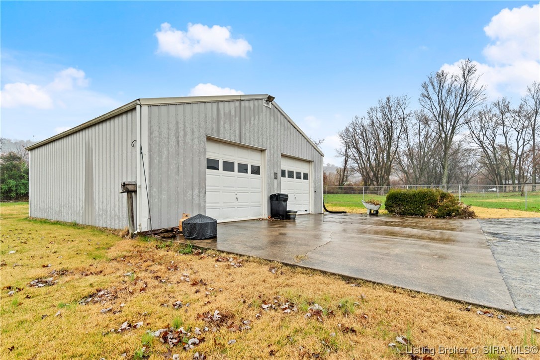 5307 Grant Line Road New Albany, IN 47150 - Photo 6 of 44 Gallery Image 6