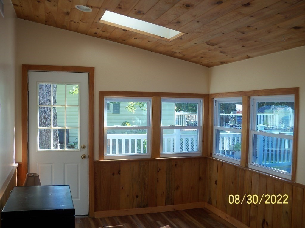51 Crestwood Road Leicester, MA 01524 - Photo 18 of 31 Gallery Image 18