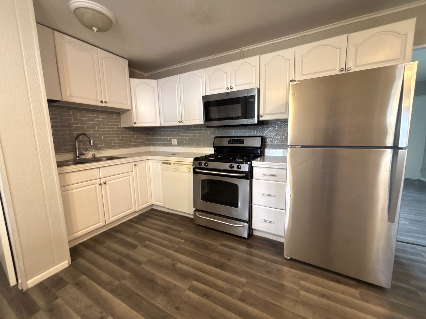 826 South Main Street Lombard, IL 60148 - Photo 4 of 12