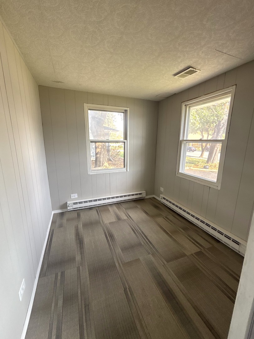 826 South Main Street Lombard, IL 60148 - Photo 7 of 12