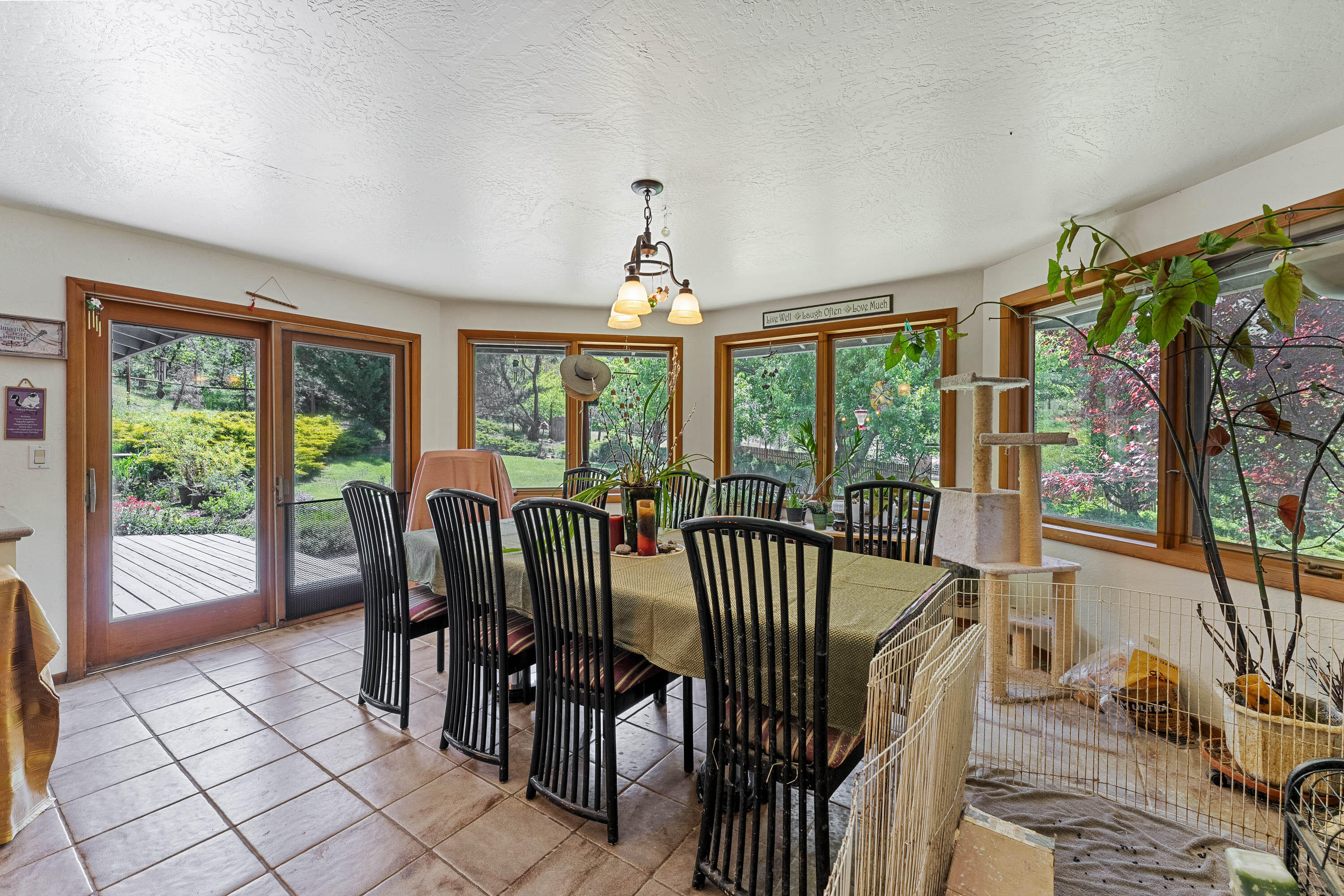 1247 Panther Gulch Road Williams, OR 97544 - Photo 11 of 57 INT (17 of 51)