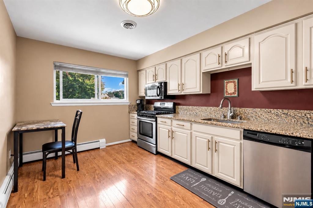 7 Ross Road Wallington, NJ 07057 - Photo 10 of 30 Gallery Image 10