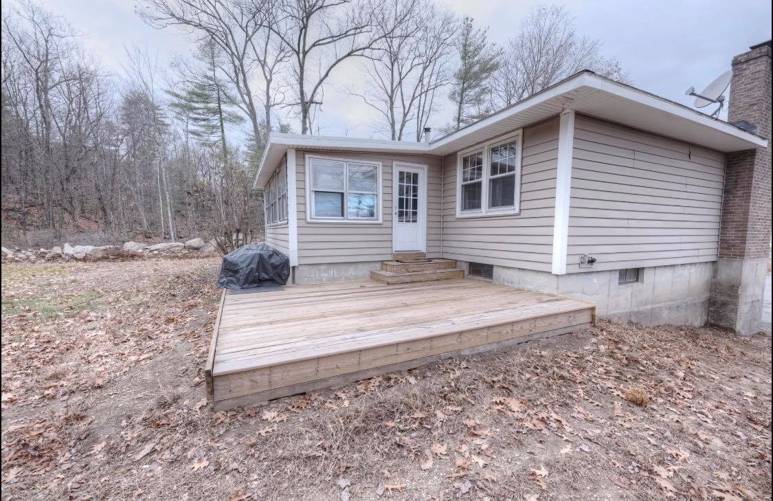 286 Mast Road Goffstown, NH 03045 - Photo 3 of 21