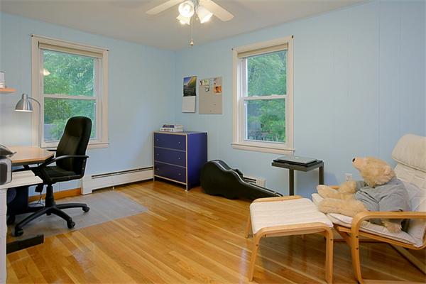 33 Belmore Road Natick, MA 01760 - Photo 7 of 10