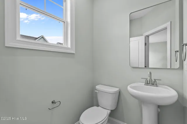 $326,900 | 229 Sandy Cv Lane, Sneads Ferry, NC 28460