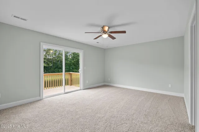 $326,900 | 229 Sandy Cv Lane, Sneads Ferry, NC 28460