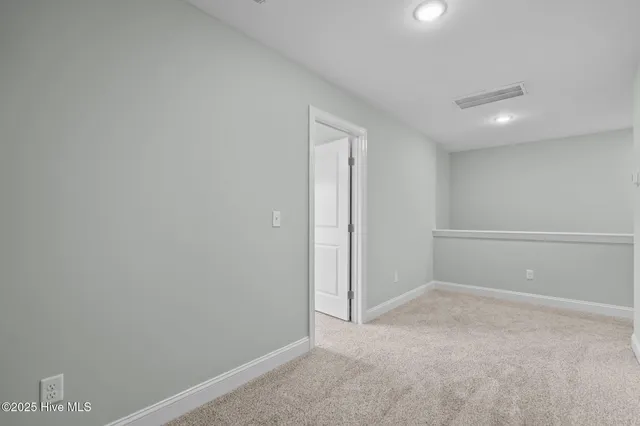 $326,900 | 229 Sandy Cv Lane, Sneads Ferry, NC 28460