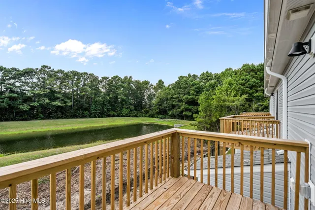 $326,900 | 229 Sandy Cv Lane, Sneads Ferry, NC 28460
