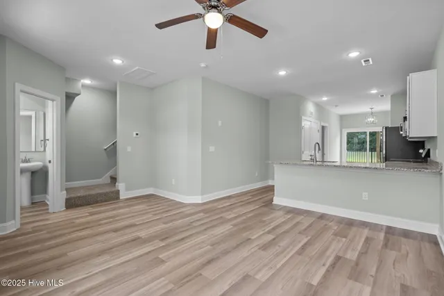 $326,900 | 229 Sandy Cv Lane, Sneads Ferry, NC 28460