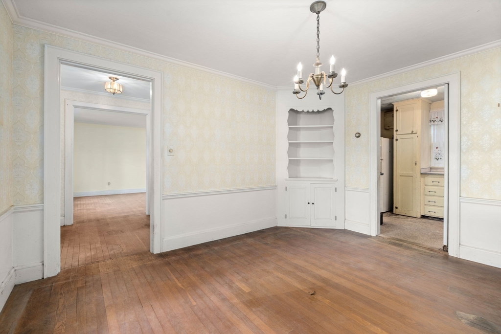 10 Wilde Road Wellesley, MA 02481 - Photo 10 of 30