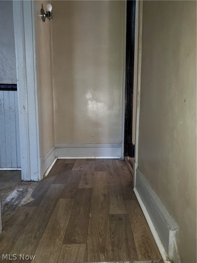 1618 Holyrood Road Cleveland, OH 44106 - Photo 6 of 26 Gallery Image 6